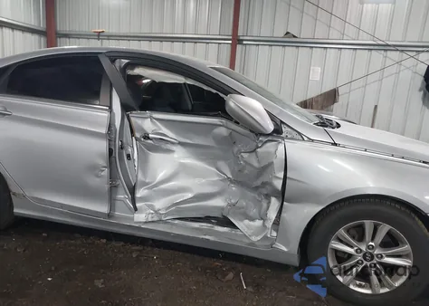 2011 Hyundai Sonata Gls from USA, damaged, VIN 5NPEB4AC2BH097692